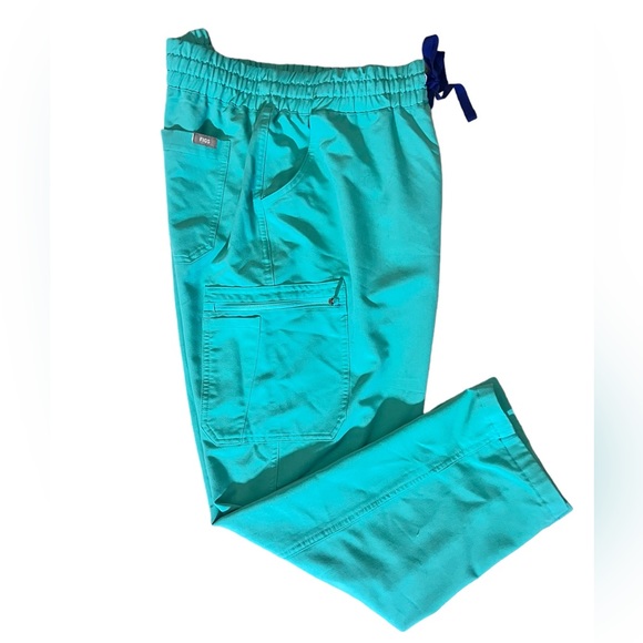 FIGS Scrub pants - Picture 3 of 9